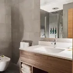 Hilton Garden Centre Szálloda