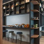 Hilton Garden Centre Szálloda 4*