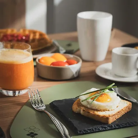 Hilton Garden Centre