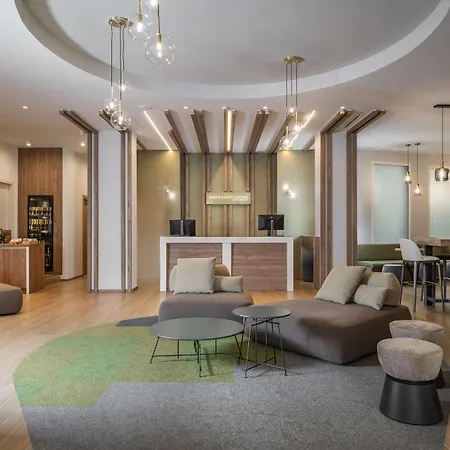 Hilton Garden Centre Отель Падуя