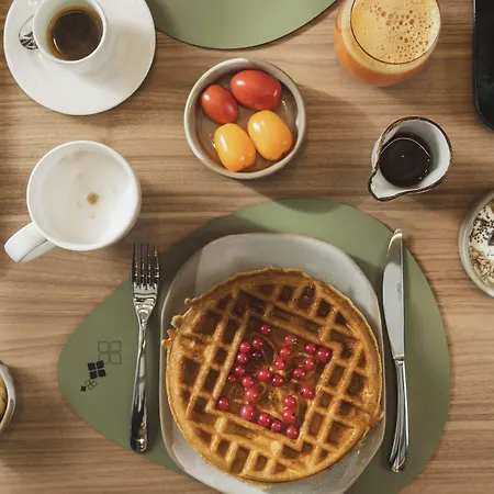 Hilton Garden Centre Отель Падуя