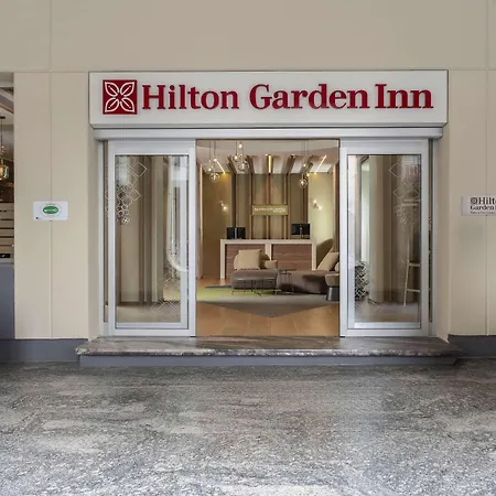 Отель Hilton Garden Centre 4*